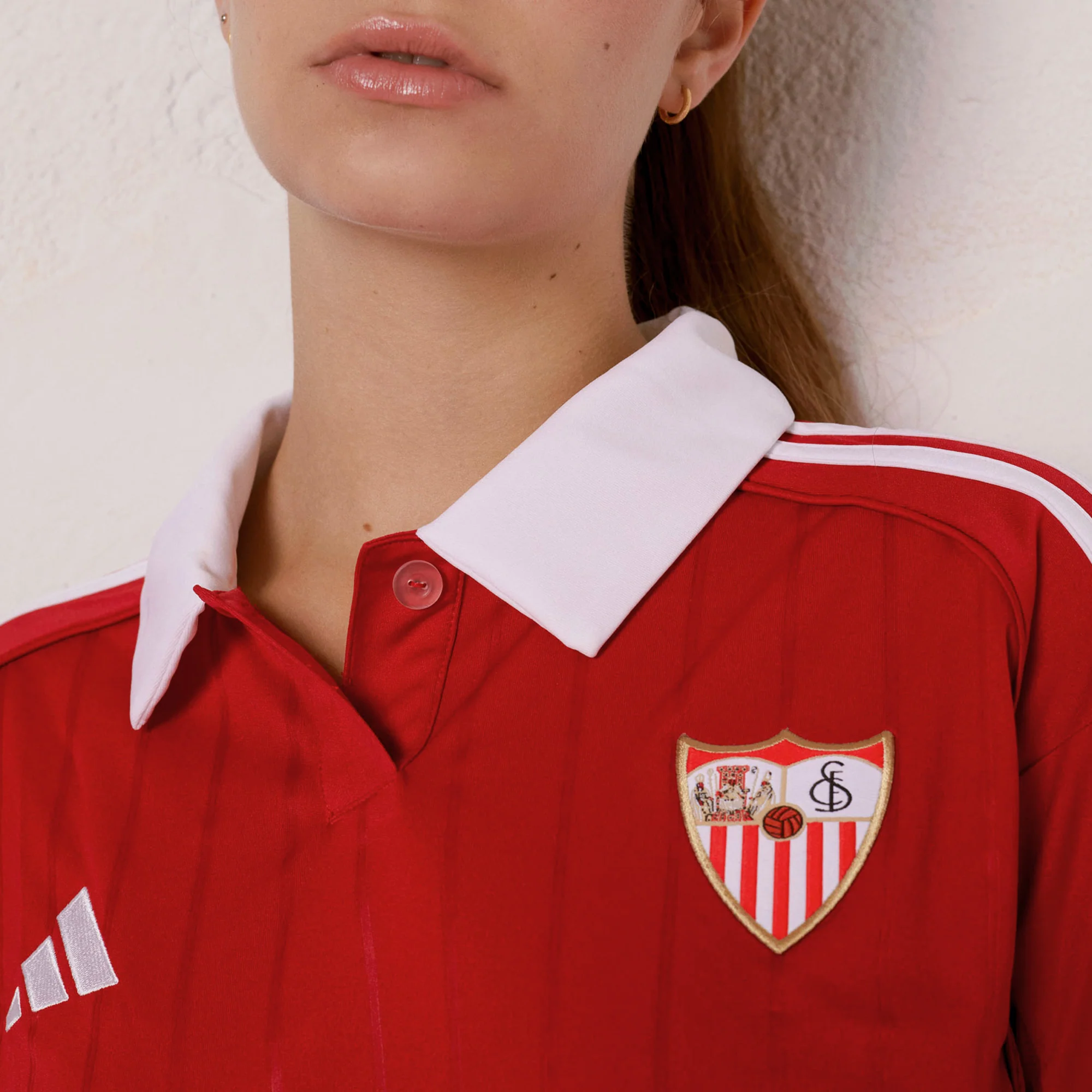 Camiseta mujer 2ª Sevilla FC 25/26 roja - Image 4